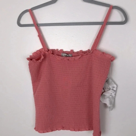 NEW Crave Fame Juniors’ Ruffle Smoked Top Size L - Picture 3 of 9